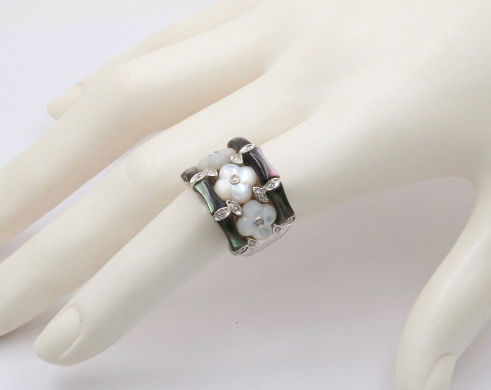 Vintage C&S Flower Moonstones Diamonds 14K White Gold Ring