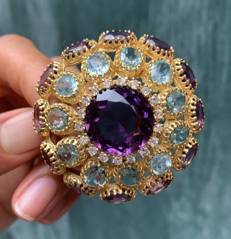 A Gorgeous Italian Midcentury Amethyst And Aquamarine Dome 18K Gold Brooch Pin, Pendant, Necklace